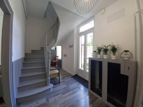 Agreable Maison De Ville Au Calme Selles-sur-Cher Exteriör bild